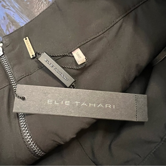 NWT! Elie Tahari Lamb Leather Zinaida Skirt in Ocean Blue. Size 4. - Picture 12 of 16